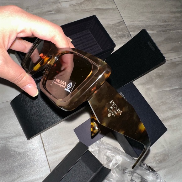 Prada Brown Tortoise Sunglasses - Picture 12 of 17
